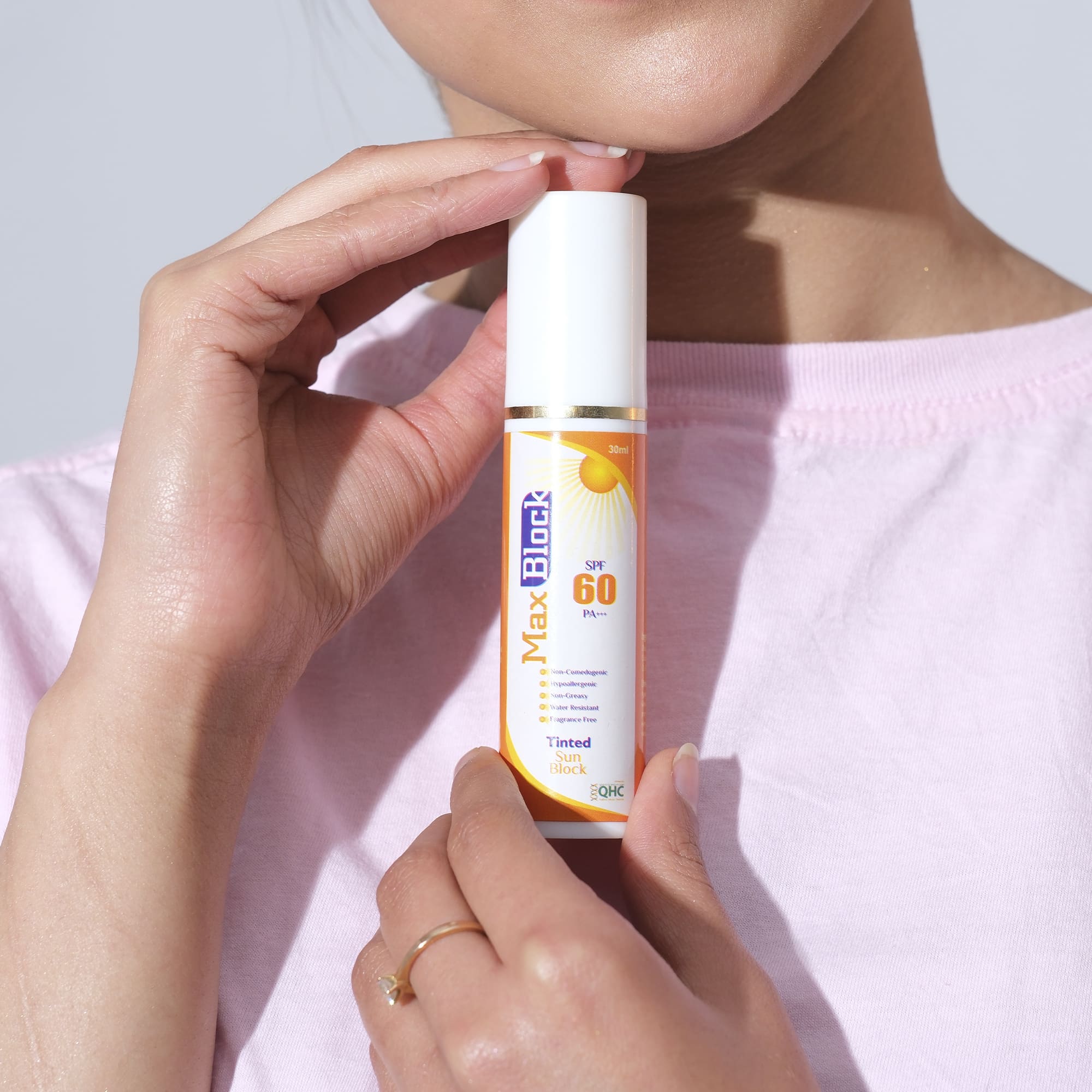 best medicated sunblock in pakistan with low price,  best sunblock in pakistan for dry skin