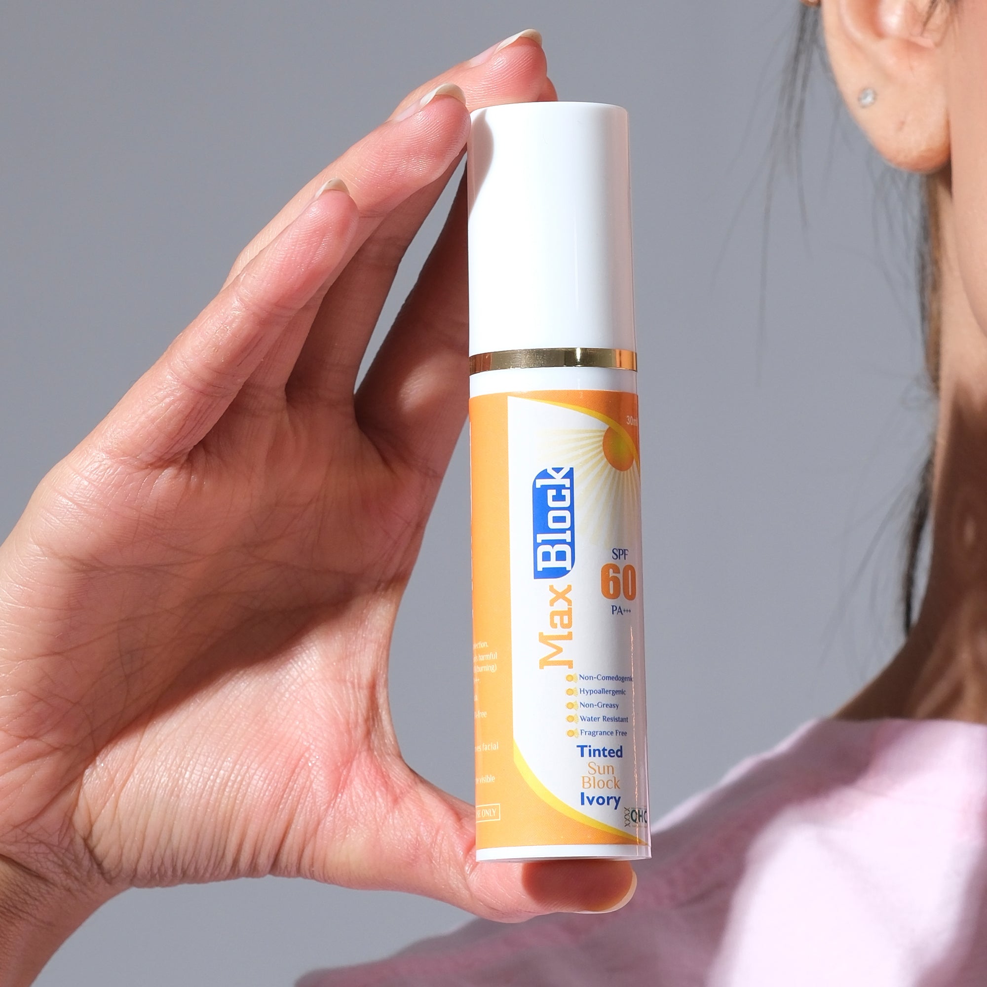 best sunblock for dry skin in pakistan with price,  best sunblock for mens in pakistan